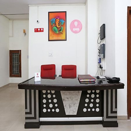 Oyo 8910 Celeste Inn Greater Noida Kültér fotó