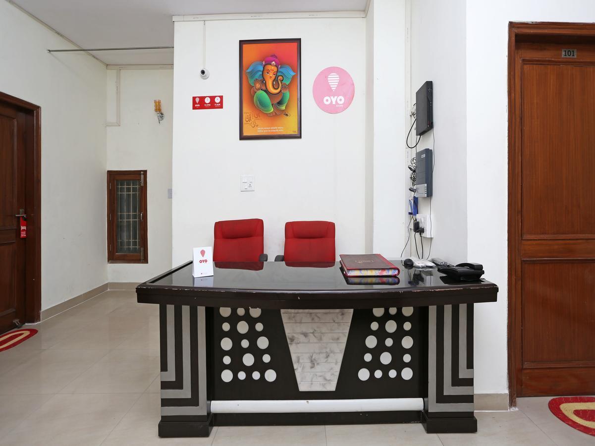 Oyo 8910 Celeste Inn Greater Noida Kültér fotó