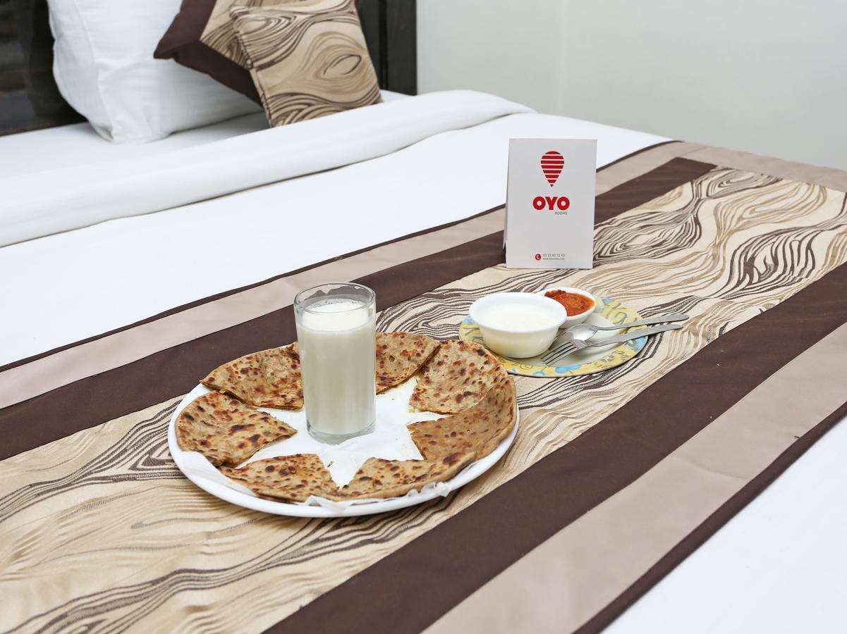 Oyo 8910 Celeste Inn Greater Noida Kültér fotó